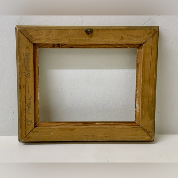 Antique Gold Painted Wooden Portrait Picture Frame - Picture 9 of 14